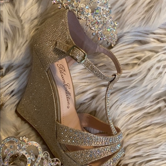 Size 6 new shoes - Picture 3 of 3